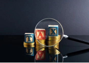 Tax Accountant vs. Financial Planner