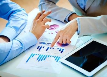 Financial Accounting vs Financial Management